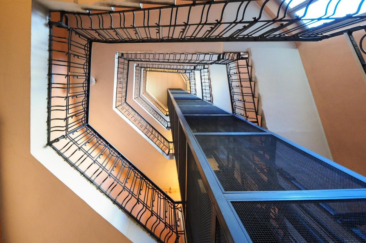 Primopiano - Piero Della Francesca Appartement Milaan Buitenkant foto